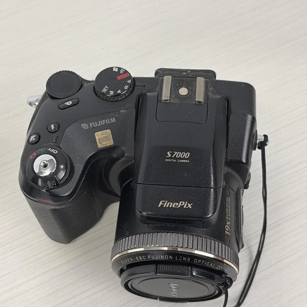 Lot Of 3 Cameras For PARTS OR REPAIR ONLY (Read Description)